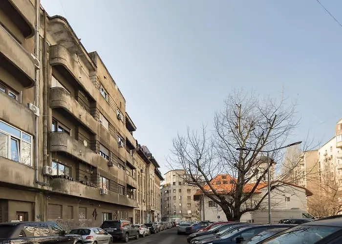 Galaxy Studio Near Bucharest Old Town