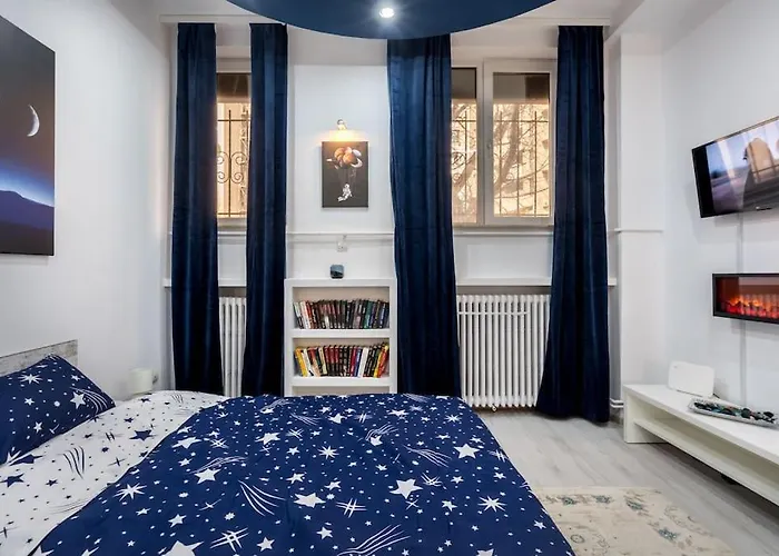 Galaxy Studio Near Bucharest Old Town