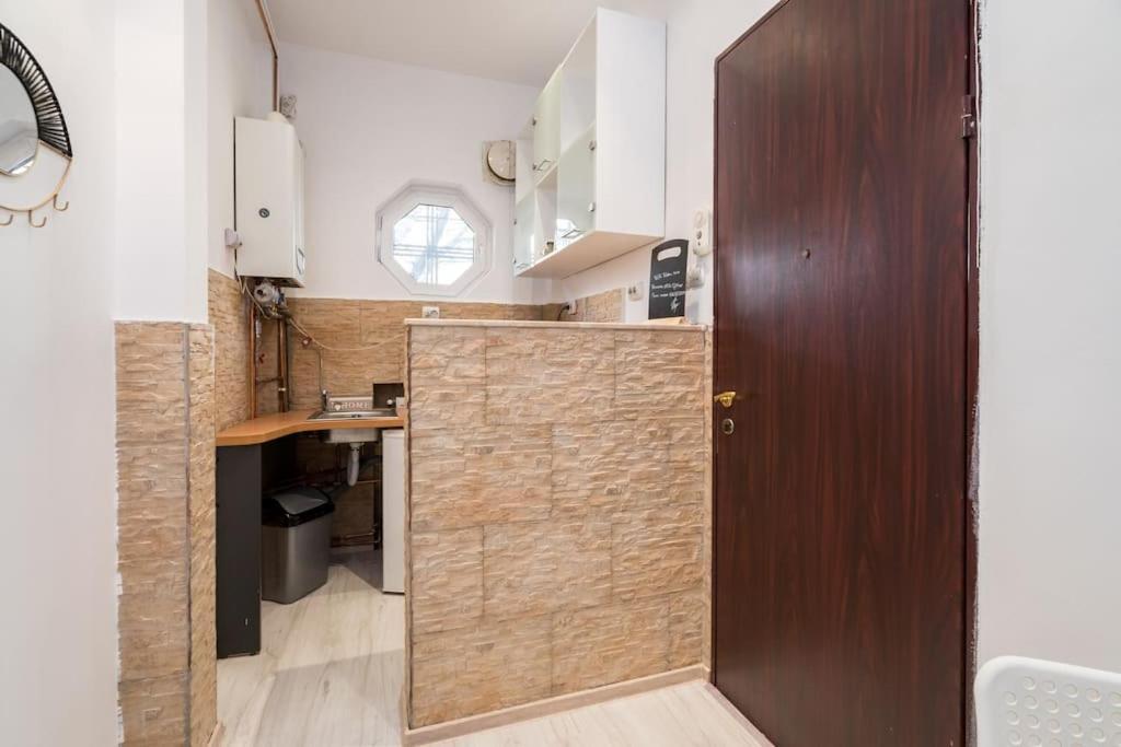 Apartment Galaxy Near Old Town *